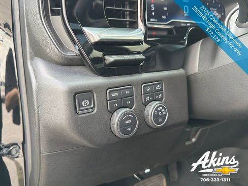 Certified 2025 Chevrolet Silverado 2500 High Country w/ Midnight Edition AWD/4WD image 15
