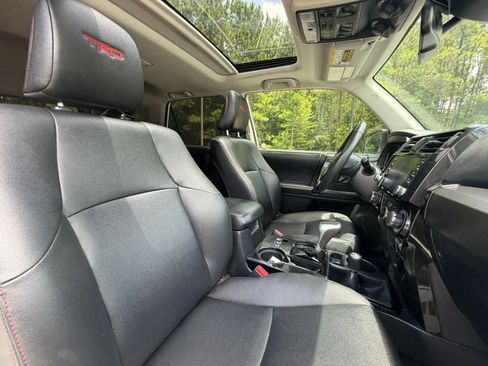 Used 2021 Toyota 4Runner Venture w/ Moonroof Package AWD/4WD image 27