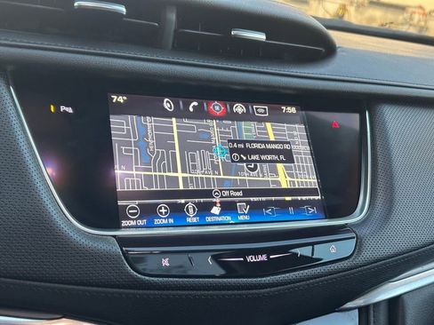 Used 2017 Cadillac XT5 Luxury w/ Driver Awareness Package image 12