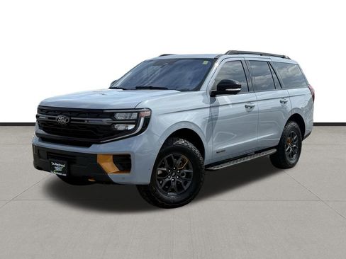 Used 2025 Ford Expedition Tremor AWD/4WD image 1