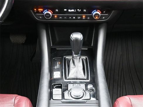 Used 2021 MAZDA MAZDA6 Carbon Edition image 22