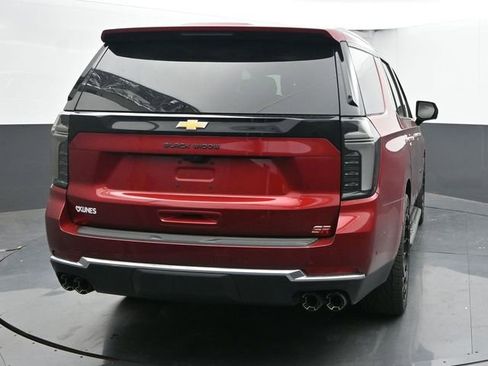 Used 2025 Chevrolet Tahoe Premier image 9