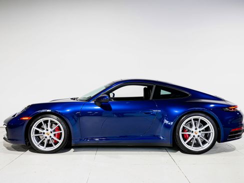 Used 2020 Porsche 911 Carrera S image 7