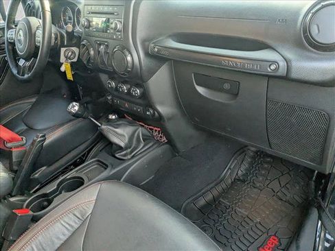 Used 2017 Jeep Wrangler Rubicon image 20