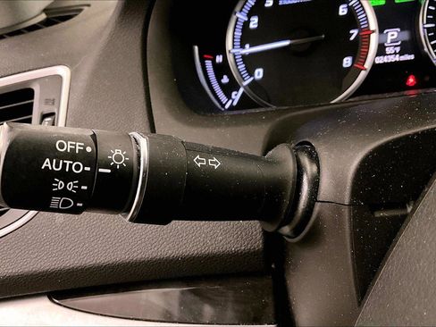 Used 2020 Acura TLX image 30