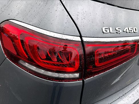 Used 2023 Mercedes-Benz GLS 450 4MATIC image 28