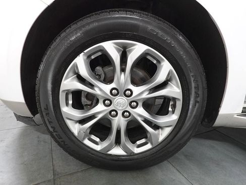 Used 2018 Buick Enclave Avenir w/ Avenir Technology Package AWD/4WD image 39