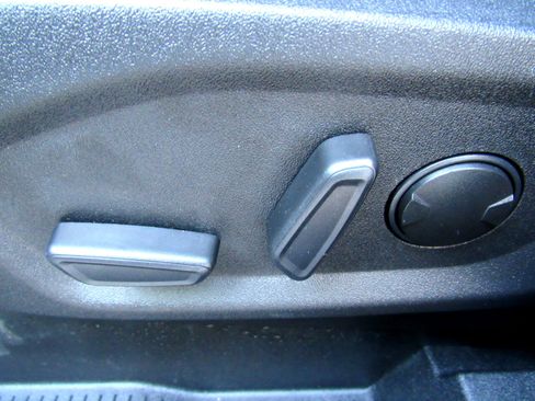 Used 2024 Ford Edge SEL w/ Convenience Package image 10