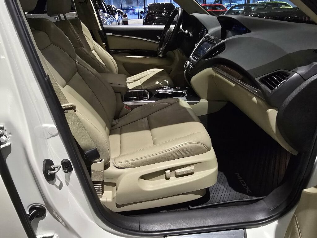 Used 2017 Acura MDX w/ Technology Package AWD/4WD image 33