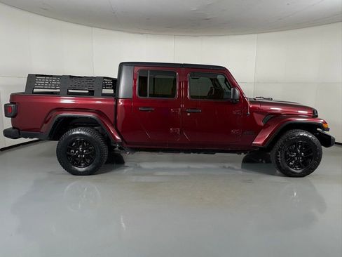Used 2021 Jeep Gladiator Sport image 11