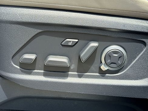 Used 2024 Hyundai Palisade Calligraphy FWD image 23