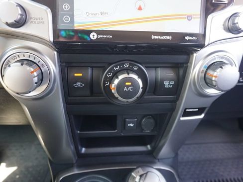 Used 2021 Toyota 4Runner SR5 Premium w/ Moonroof Package AWD/4WD image 13