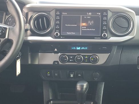 Certified 2022 Toyota Tacoma TRD Off-Road image 28