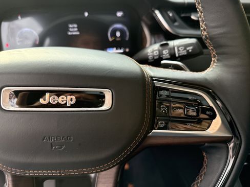 Used 2023 Jeep Grand Cherokee Summit w/ Adv Protech Group IV image 25