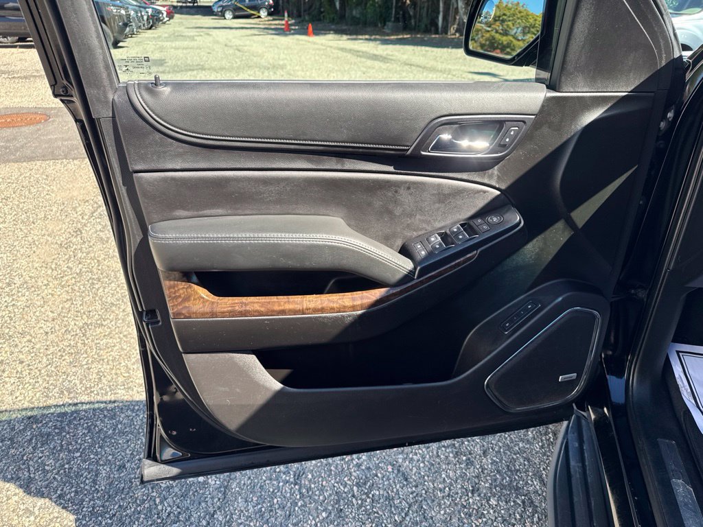 Used 2019 Chevrolet Tahoe LT AWD/4WD image 12