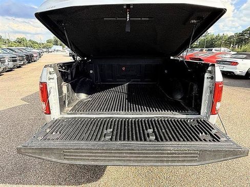 Used 2015 Ford F150 XLT w/ Equipment Group 301A Mid RWD image 20