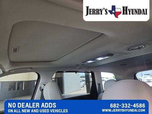 Used 2020 Kia Telluride EX w/ EX Premium Package FWD image 9