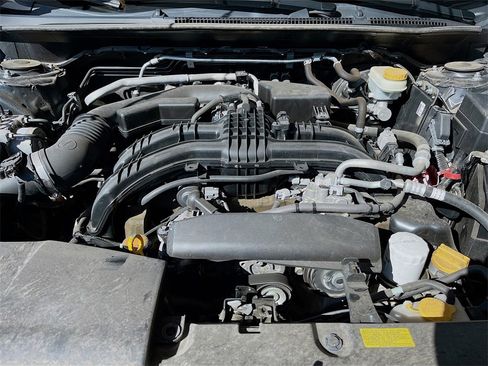 Used 2021 Subaru Crosstrek 2.0i Premium w/ Moonroof Package image 29