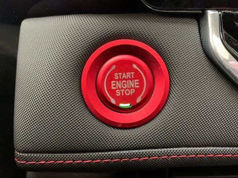 Used 2024 Chevrolet Colorado Z71 w/ Z71 Convenience Package 2 image 19