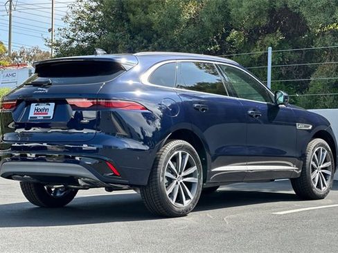 New 2026 Jaguar F-PACE R-Dynamic S image 5