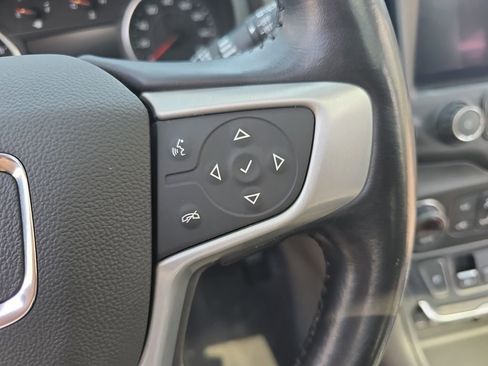 Used 2021 GMC Terrain SLT w/ Infotainment Package II AWD/4WD image 18