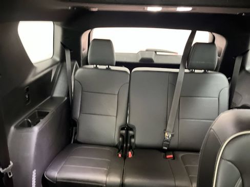 Used 2022 Chevrolet Traverse Premier w/ Redline Edition AWD/4WD image 27