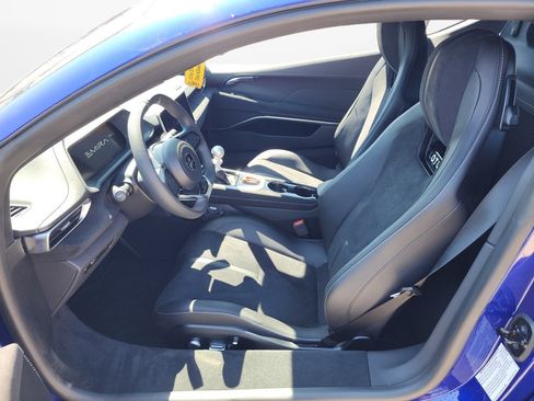 New 2025 Lotus Emira image 9