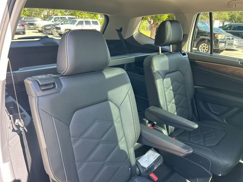 New 2026 Volkswagen Atlas SE image 50