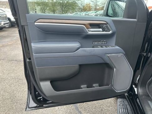 New 2026 Chevrolet Silverado 1500 High Country w/ High Country Premium Package image 11