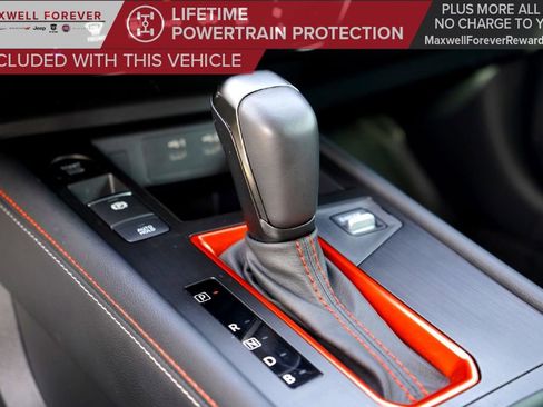 Used 2025 Nissan Kicks SR image 19