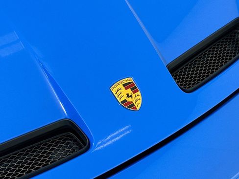 Used 2023 Porsche 911 GT3 RWD image 32