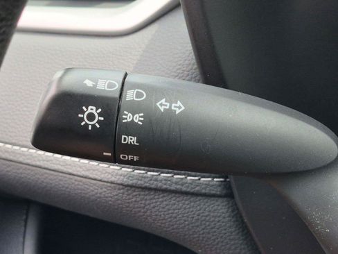Used 2023 Toyota RAV4 LE AWD/4WD image 20