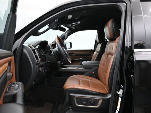 Used 2022 RAM 1500 Limited image 9