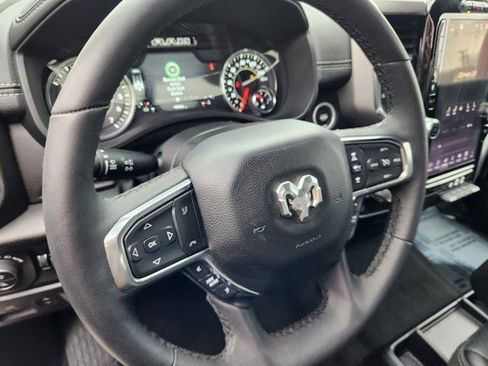 Used 2025 RAM 1500 Laramie image 22