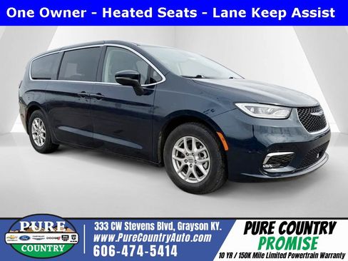 Used 2023 Chrysler Pacifica Touring-L image 1