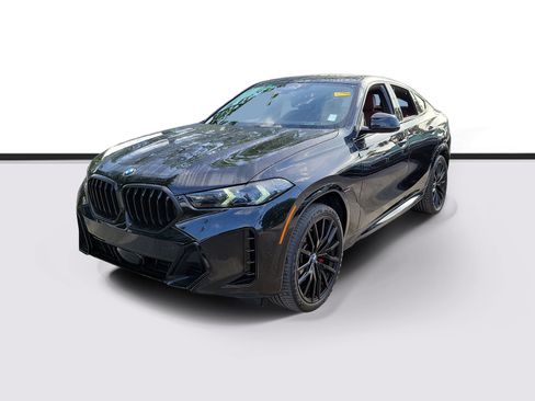 Used 2024 BMW X6 xDrive40i w/ Executive Package AWD/4WD image 3