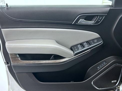 Used 2017 Chevrolet Tahoe LT image 9