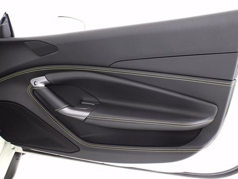 Used 2022 Ferrari F8 Tributo RWD image 31