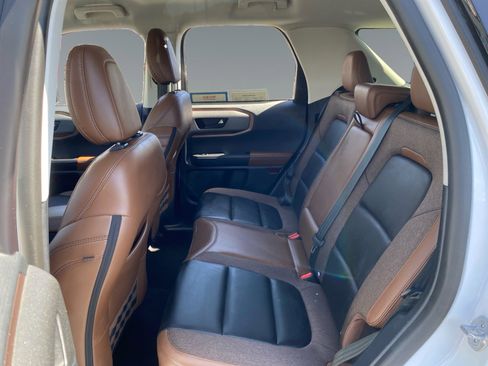 Used 2025 Ford Bronco Sport Outer Banks AWD/4WD image 13