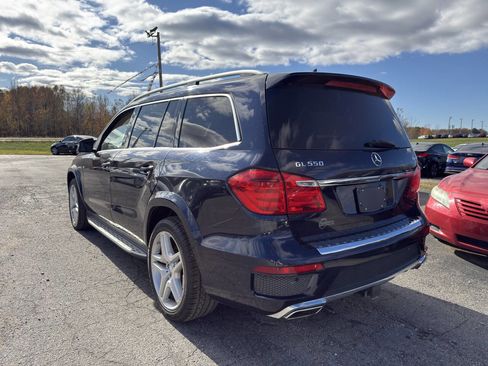 Used 2014 Mercedes-Benz GL 550 4MATIC w/ Driver Assistance Package image 8
