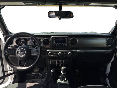 Used 2020 Jeep Gladiator Sport w/ Quick Order Package 24S AWD/4WD image 10