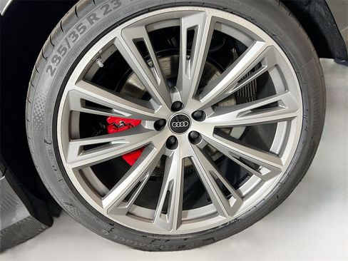 New 2026 Audi Q8 Prestige image 29