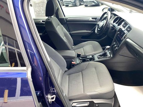 Used 2017 Volkswagen e-Golf SE FWD image 26