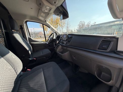 Used 2024 Ford Transit 250 Low Roof w/ Exterior Upgrade Package image 23