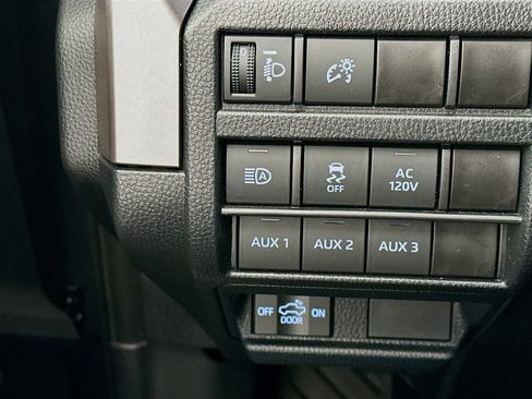 Used 2024 Toyota Tacoma TRD Sport w/ TRD Sport Upgrade Package image 17