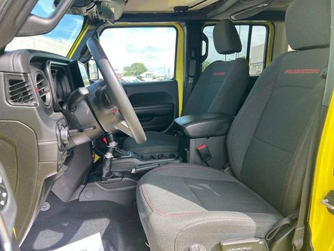 Used 2024 Jeep Wrangler Unlimited Rubicon AWD/4WD image 35