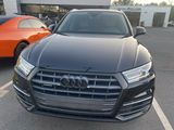 Used 2020 Audi Q5 2.0T Premium w/ Convenience Package image 2