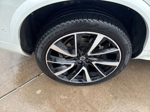 Used 2023 Volvo XC90 B6 Plus w/ Protection Package Premier AWD/4WD image 14