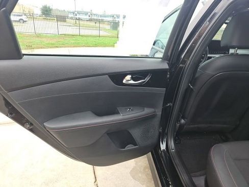 Used 2022 Kia Forte GT w/ GT Technology Package image 30