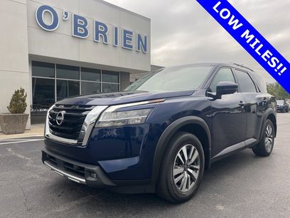 Used 2022 Nissan Pathfinder SL